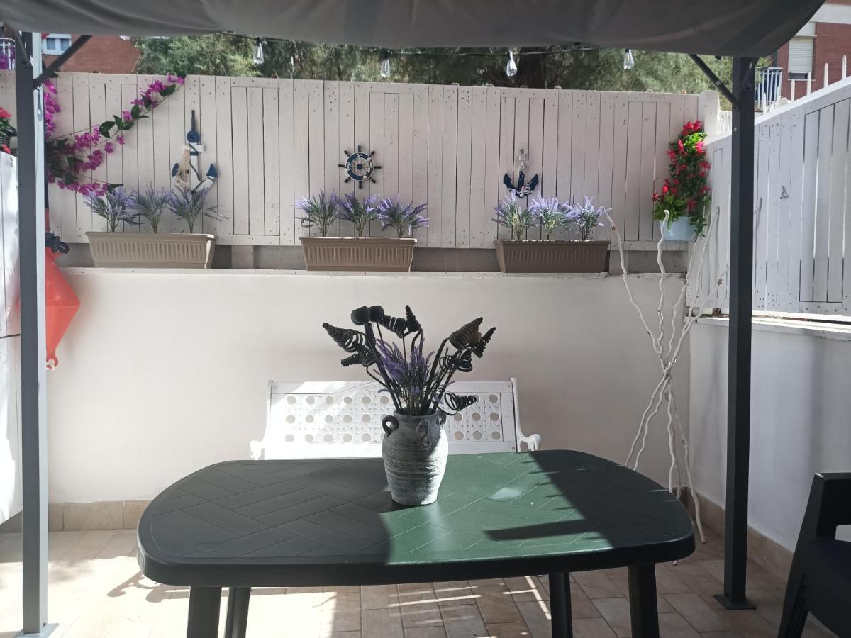 Appartamento 50 Mt Dal Mare Lido di Ostia Exterior foto